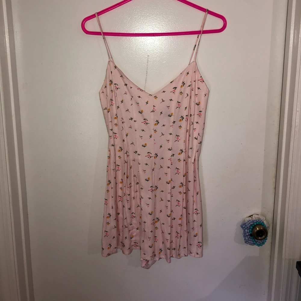 NWOT FOREVER 21 romper